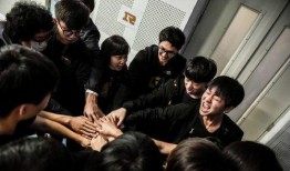 小龙堡爆料小虎视频,揭秘电竞圈风云