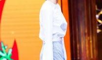 娱乐大爆料闫妮是谁啊,娱乐大爆料中的喜剧女王