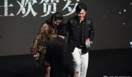 扶她电影在线观看,在线观看，感受情感共鸣的视觉盛宴